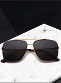 Maverick - Black/Gold