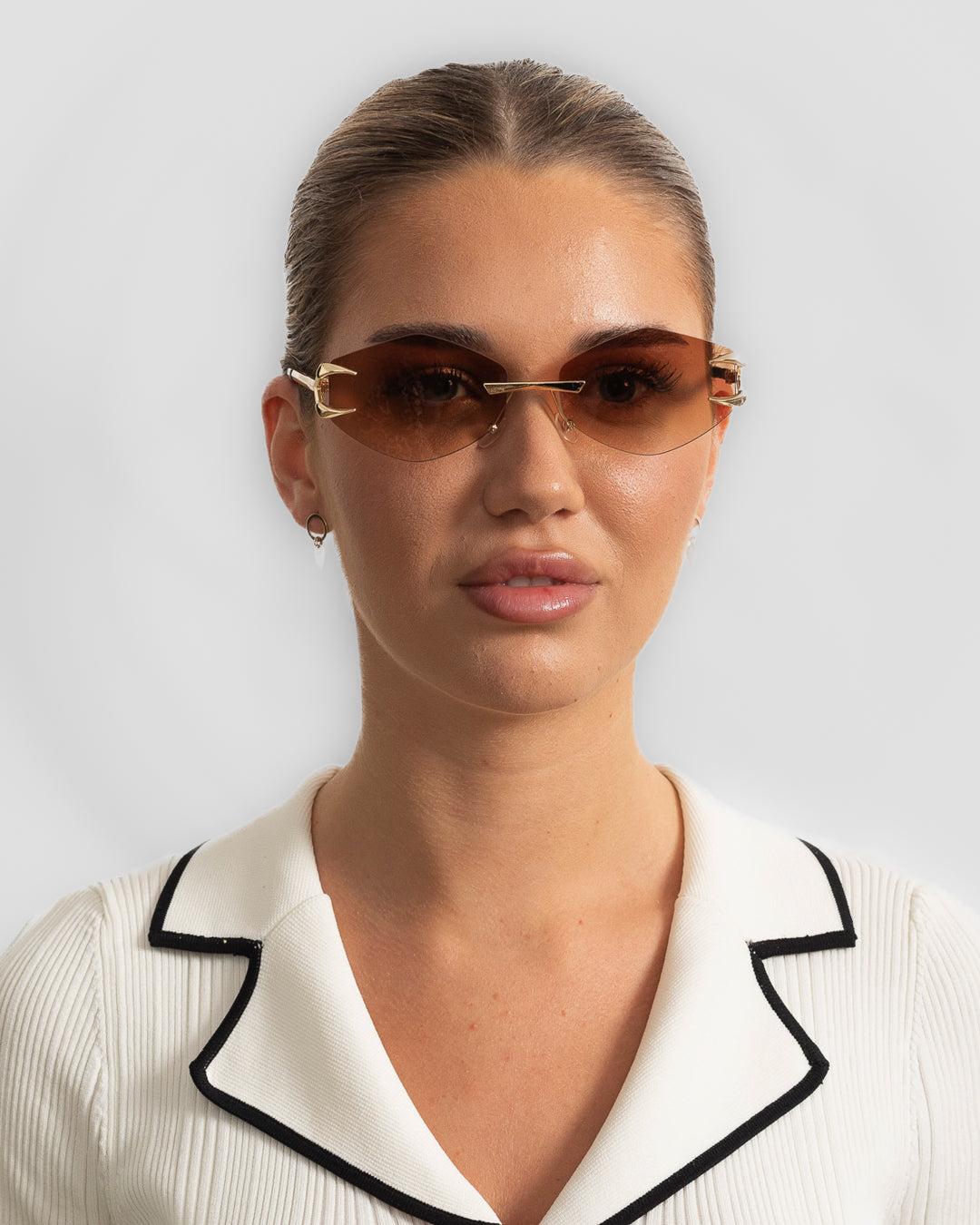 Vyra - Brown