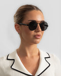 Helia - Black