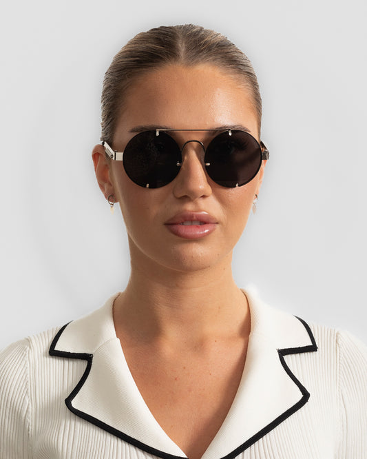 Helia - Black/Silver