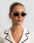 Elva - Black