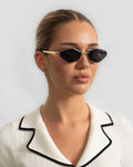 Elva - Black