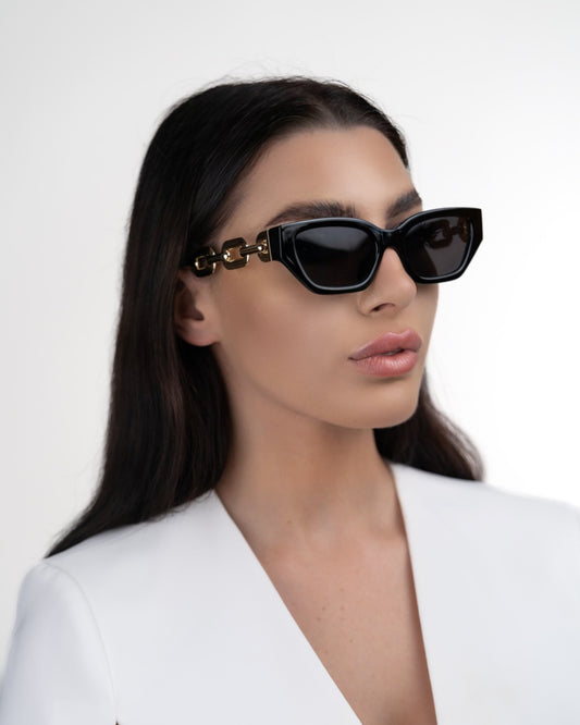 Selina - Piano Black