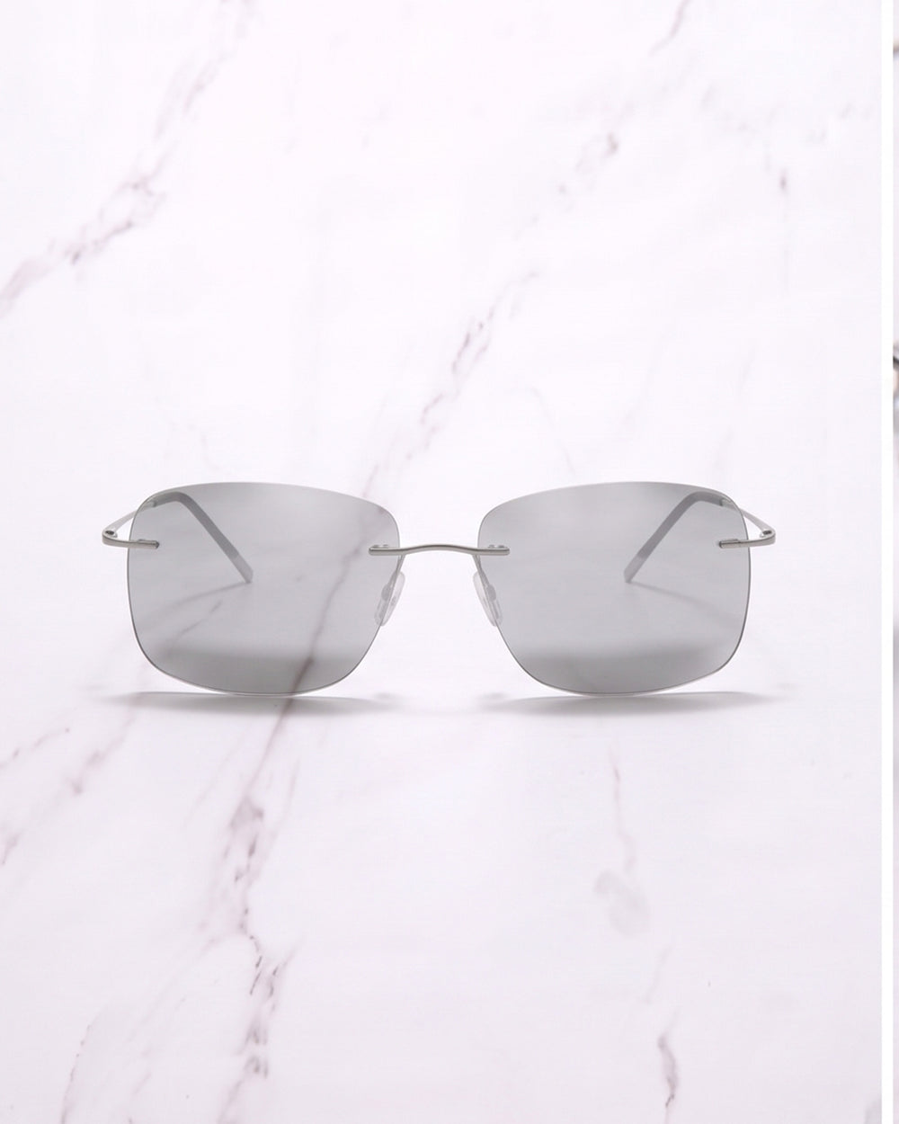 Aero - Titanium