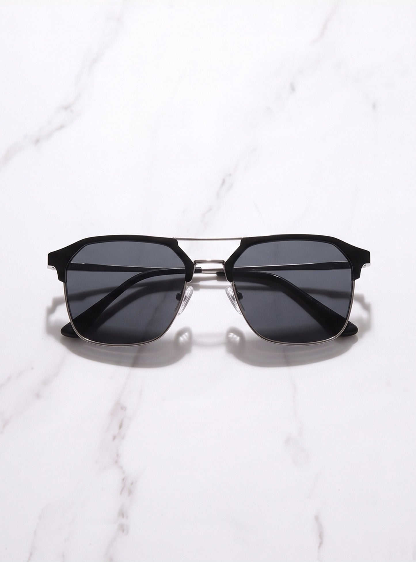 Nadir - Black