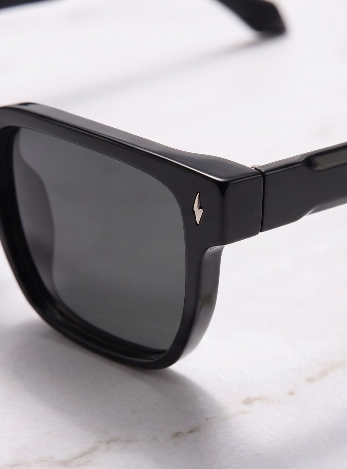 Sable - Black