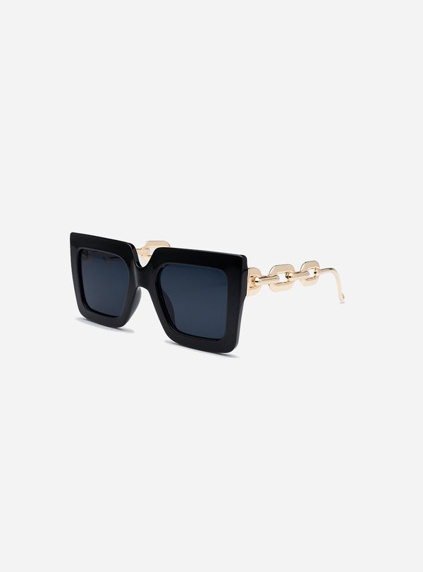 Everly - Black