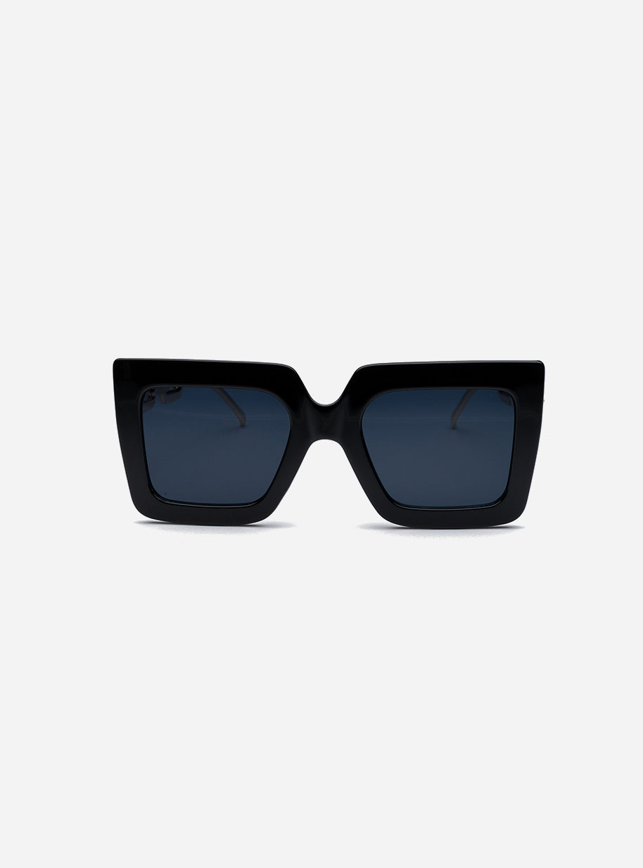 Everly - Black