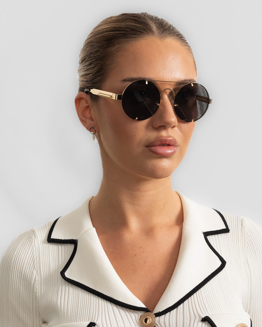 Helia - Black/Gold